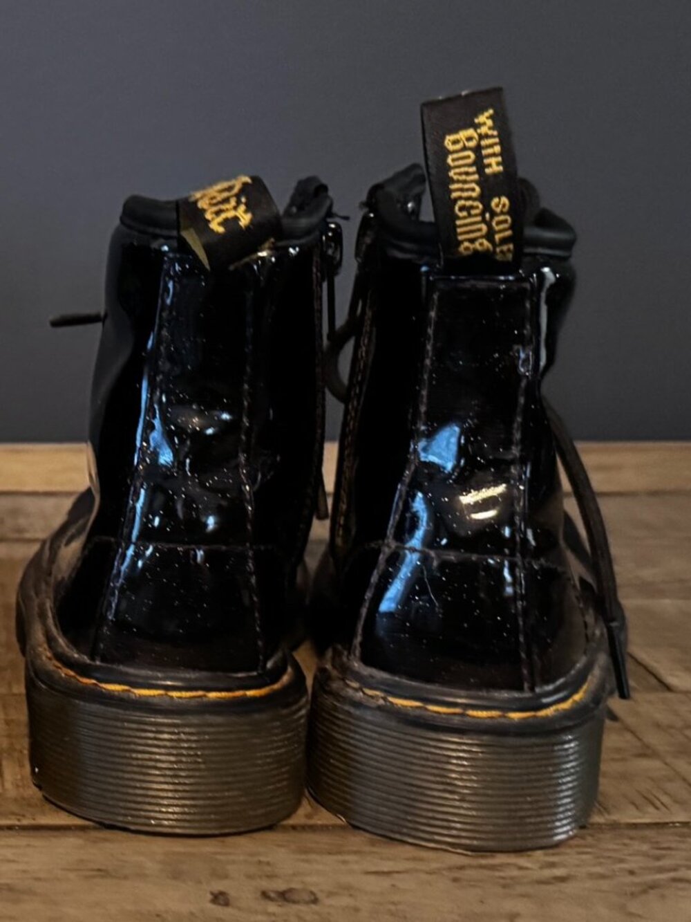 Doc Martens 1460 Kids Boots,Black Sparkly Patent Leather, Size: Kids 12, Worn 1x - Picture 3 of 4
